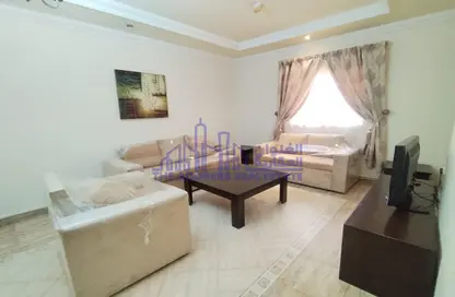 Apartment - 2 Bedrooms - 2 Bathrooms for rent in Al Sadd Road - Al Sadd - Doha