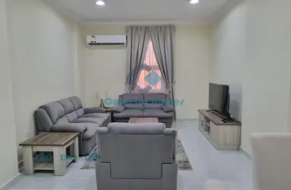 Apartment - 2 Bedrooms - 2 Bathrooms for rent in Al Sadd Road - Al Sadd - Doha