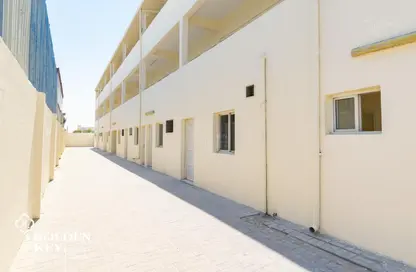 Labor Camp - Studio - 2 Bathrooms for rent in Industrial Area 1 - Industrial Area - Doha