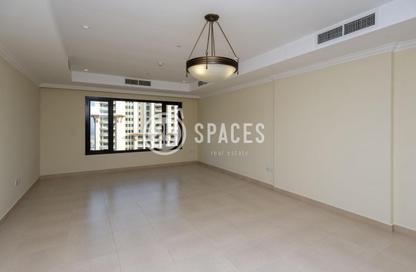 Apartment - 1 Bedroom - 2 Bathrooms for rent in West Porto Drive - Porto Arabia - The Pearl Island - Doha