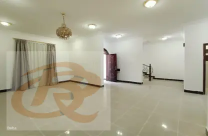 Villa - 4 Bedrooms - 3 Bathrooms for rent in OqbaBin Nafie Steet - Old Airport Road - Doha