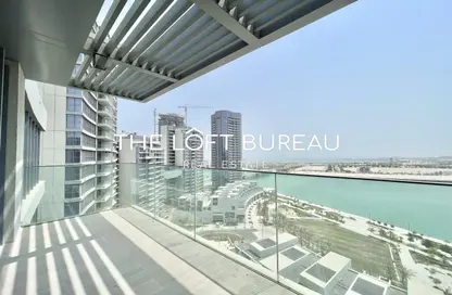 Apartment - 2 Bedrooms - 3 Bathrooms for sale in Qetaifan Islands - Lusail