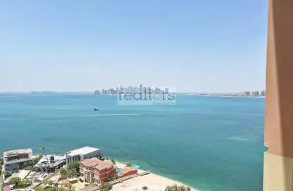 Apartment - 2 Bedrooms - 3 Bathrooms for rent in Tower 29 - Viva Bahriyah - The Pearl Island - Doha