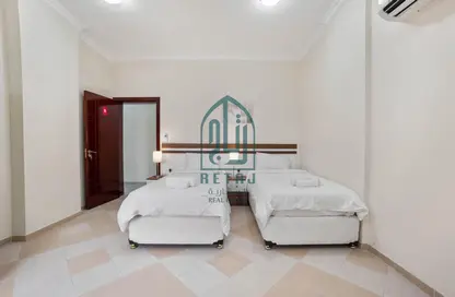 Apartment - 2 Bedrooms - 2 Bathrooms for rent in Al Nasr Street - Al Nasr - Doha