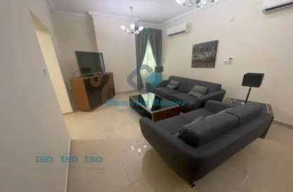 Apartment - 3 Bedrooms - 3 Bathrooms for rent in Musheireb - Musheireb - Doha