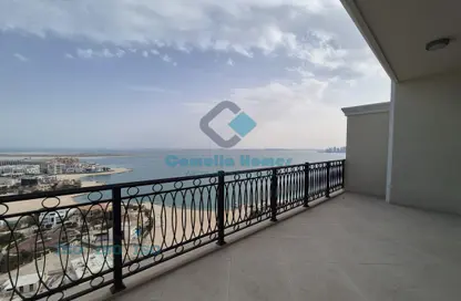 Apartment - 3 Bedrooms - 5 Bathrooms for rent in Floresta Gardens - The Pearl Island - Doha