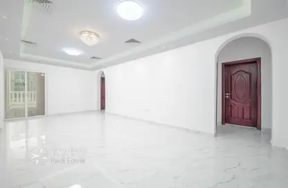 Apartment - 2 Bedrooms - 2 Bathrooms for rent in Lusail City - Lusail