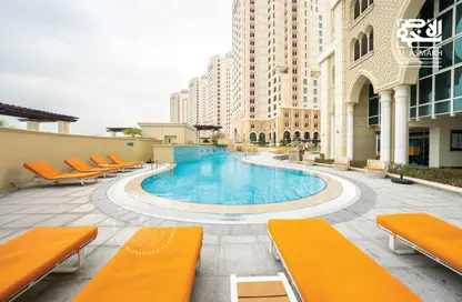 Apartment - 2 Bedrooms - 2 Bathrooms for rent in Tower 6 - Viva Bahriyah - The Pearl Island - Doha