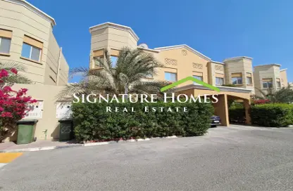 Villa - 4 Bedrooms - 5 Bathrooms for rent in Souk Al gharaffa - Al Gharrafa - Doha