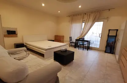 Apartment - 1 Bathroom for rent in West Bay - West Bay - Doha