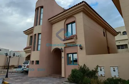 Villa - 4 Bedrooms - 4 Bathrooms for rent in Al Thumama - Al Thumama - Doha