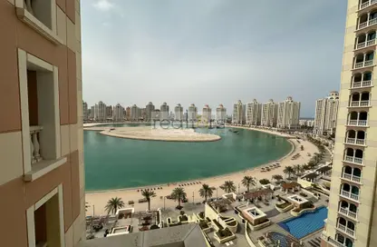 Apartment - 2 Bedrooms - 3 Bathrooms for sale in Viva West - Viva Bahriyah - The Pearl Island - Doha