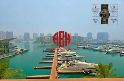 Townhouse - 2 Bedrooms - 3 Bathrooms for rent in Tower 10 - Porto Arabia - The Pearl Island - Doha