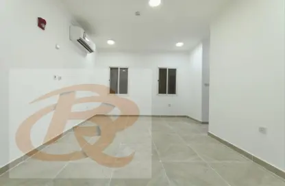 Apartment - 2 Bedrooms - 2 Bathrooms for rent in Tadmur Street - Old Airport Road - Doha