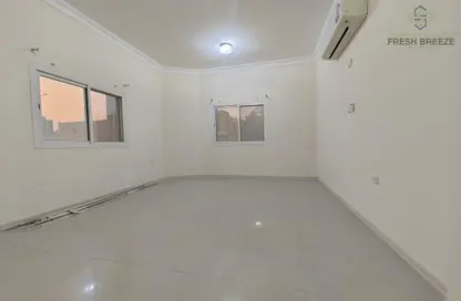 Apartment - 2 Bedrooms - 2 Bathrooms for rent in Al Mansoura - Al Mansoura - Doha