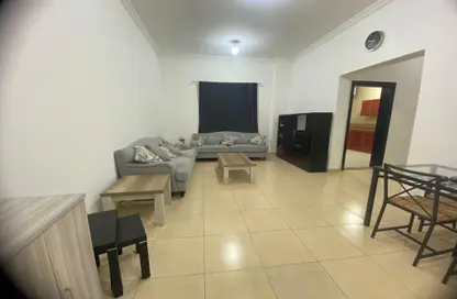 Apartment - 2 Bedrooms - 2 Bathrooms for rent in Hiteen Street - Al Muntazah - Doha