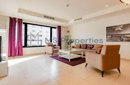 Apartment - 1 Bedroom - 2 Bathrooms for sale in West Porto Drive - Porto Arabia - The Pearl Island - Doha