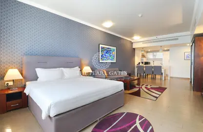 Hotel Apartments - Studio - 2 Bathrooms for rent in Diplomatic Street - West Bay - Doha