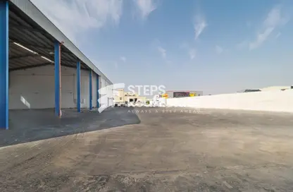 Warehouse - Studio for rent in East Industrial Street - Birkat Al Awamer - Al Wakra