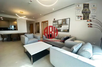 Apartment - 2 Bedrooms - 3 Bathrooms for rent in Floresta Gardens - Floresta Gardens - The Pearl Island - Doha