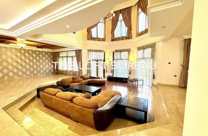 Villa - 5 Bedrooms - 7 Bathrooms for rent in North Gate - West Bay Lagoon - Doha