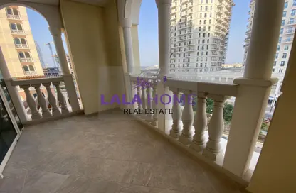 Apartment - 2 Bedrooms - 3 Bathrooms for sale in Viva West - Viva Bahriyah - The Pearl Island - Doha