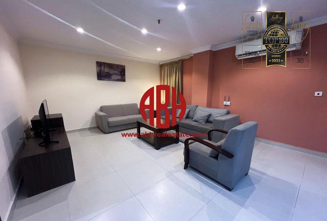 Apartment - 1 Bedroom - 1 Bathroom for rent in Ibn Al Haitam Street - Fereej Abdul Aziz - Doha