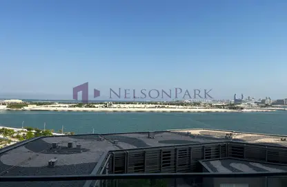 Apartment - 3 Bedrooms - 4 Bathrooms for sale in Lusail City - Lusail