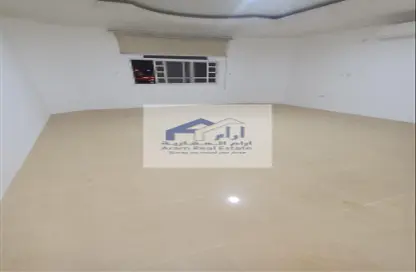 Apartment - 1 Bathroom for rent in Al Maamoura - Doha