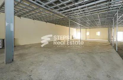 Warehouse - Studio for rent in East Industrial Street - Birkat Al Awamer - Al Wakra