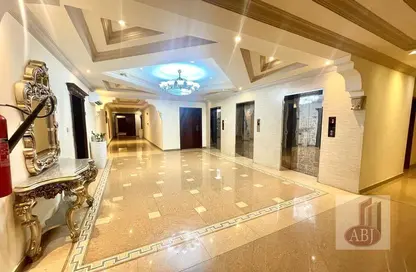 Apartment - 2 Bedrooms - 2 Bathrooms for rent in Thabit Bin Zaid Street - Al Mansoura - Doha