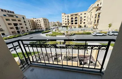 Apartment - 2 Bedrooms - 3 Bathrooms for sale in Fox Hills - Lusail