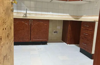 Apartment - 3 Bedrooms - 3 Bathrooms for rent in Al Nasr Street - Al Nasr - Doha