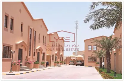 Villa - 3 Bedrooms - 3 Bathrooms for rent in Mamoura 18 - Al Maamoura - Doha