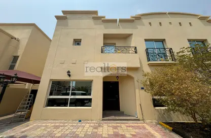 Compound - 4 Bedrooms - 4 Bathrooms for rent in Mamoura 18 - Al Maamoura - Doha