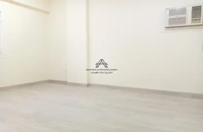 Apartment - 1 Bathroom for rent in Al Mansoura - Doha