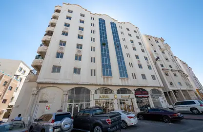 Apartment - 3 Bedrooms - 3 Bathrooms for rent in Al Hashmi Building - Al Muntazah Street - Al Muntazah - Doha