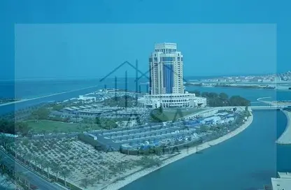 شقة - 2 غرف نوم - 4 حمامات للبيع في برج زجزاج  ا - أبراج زجزاج - الخليج الغربي - الدوحة