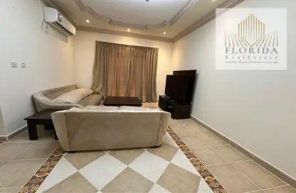 Apartment - 2 Bedrooms - 2 Bathrooms for rent in Al Mansoura - Al Mansoura - Doha