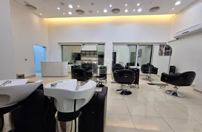 Shop - Studio - 2 Bathrooms for rent in Corniche Road - Corniche Road - Doha