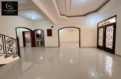 Villa - 5 Bedrooms - 5 Bathrooms for rent in Al Ain Compound 3 - Al Ain Compound - Ain Khaled - Doha