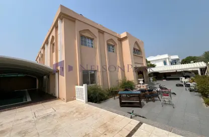 Villa - 5 Bedrooms - 7 Bathrooms for rent in Legtaifiya Lagoon - West Bay - Doha