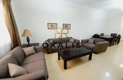 Apartment - 2 Bedrooms - 3 Bathrooms for rent in Al Nasr Street - Al Nasr - Doha