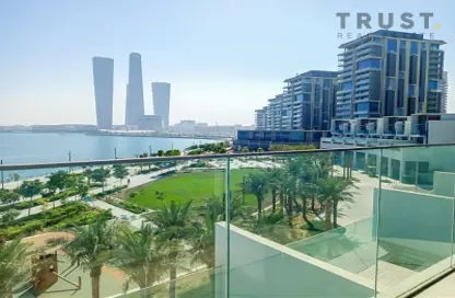 Apartment - 2 Bedrooms - 3 Bathrooms for sale in Lusail City - Lusail