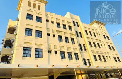 Apartment - 3 Bedrooms - 2 Bathrooms for rent in Madinat Khalifa North - Madinat Khalifa - Doha