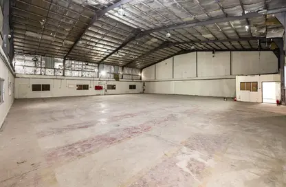 Warehouse - Studio - 1 Bathroom for rent in Industrial Area 5 - Industrial Area - Industrial Area - Doha