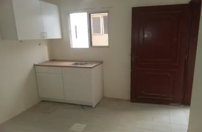 Apartment - 1 Bathroom for rent in Al Dafna - Doha