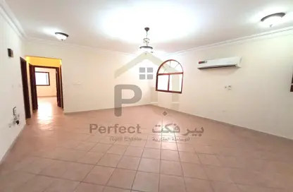 Apartment - 2 Bedrooms - 2 Bathrooms for rent in Fereej Bin Mahmoud North - Fereej Bin Mahmoud - Doha