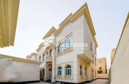 Villa - 7 Bedrooms for sale in Al Wukair - Al Wukair - Al Wakra