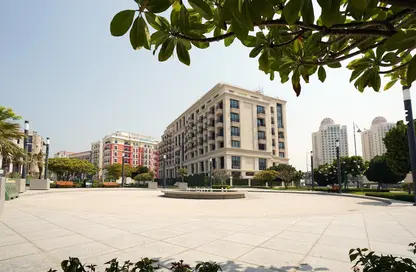 Apartment - 2 Bedrooms - 3 Bathrooms for sale in Giardino Apartments - The Pearl Island - Doha